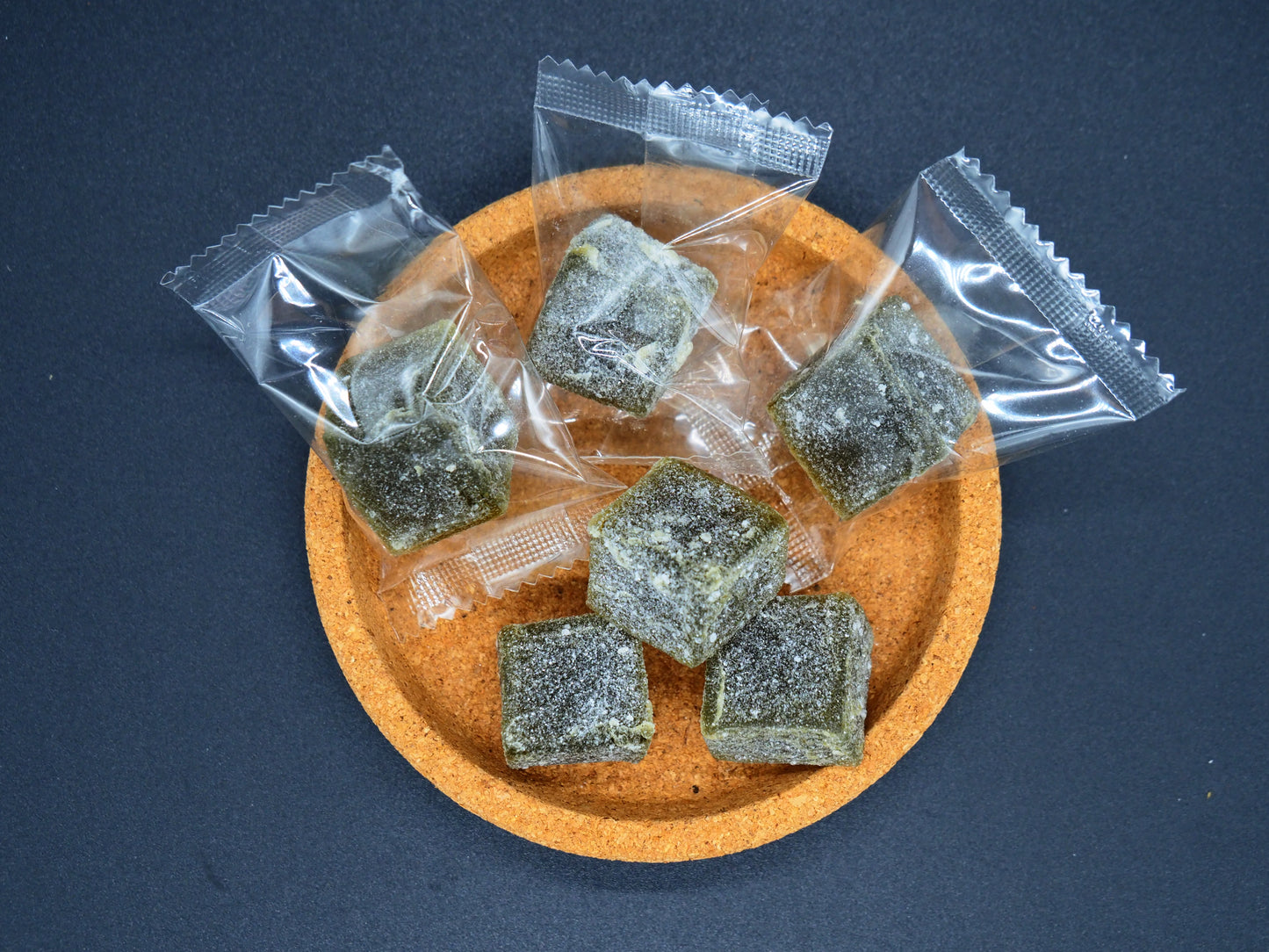 【TSUKIMIDO】  HITOKUCHI KANTENMOCHI NISHIONOMACCHA 110g
