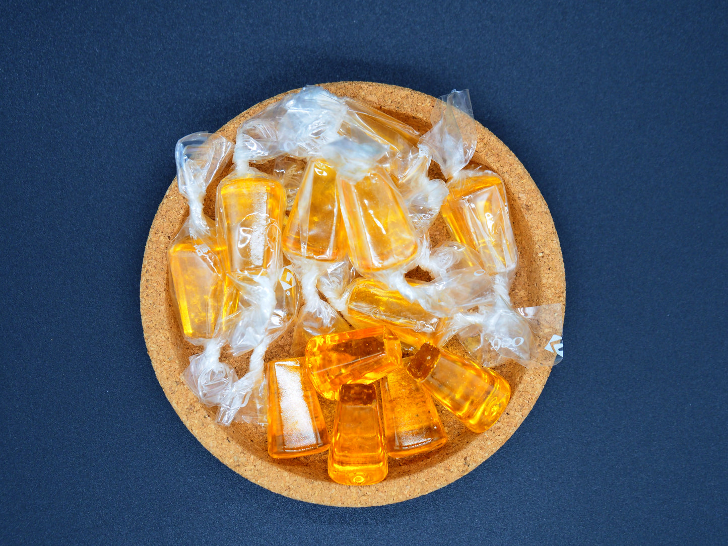 【OGONTOH】  PURE CANE SUGAR GOLDEN CANDY 2.29oz.(65g)