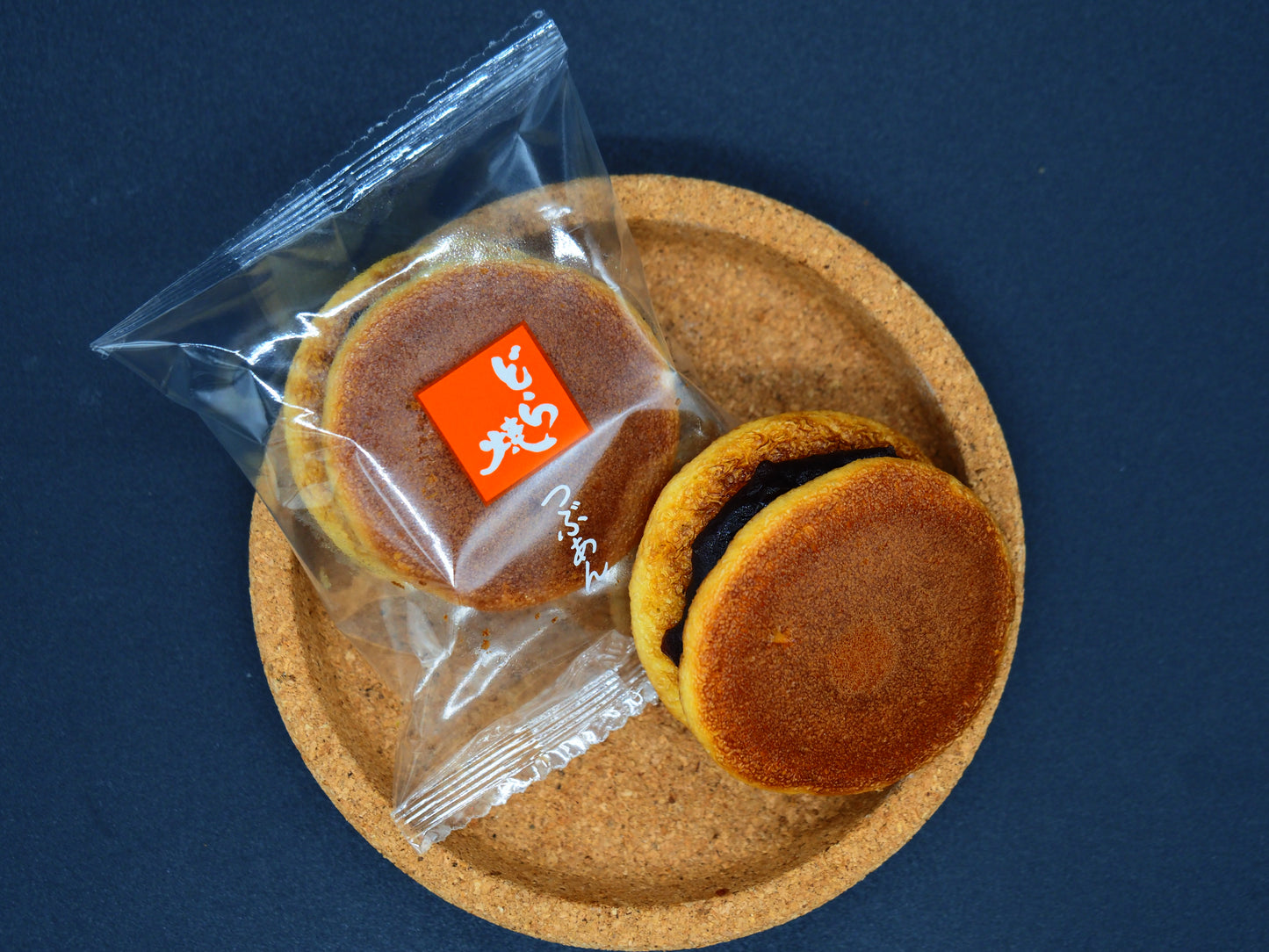 【TENKEI】  PASTRY - SWEET BEANS (DORAYAKI) 4.9oz. 140g
